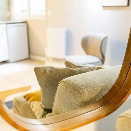 Refait A Neuf Bastille