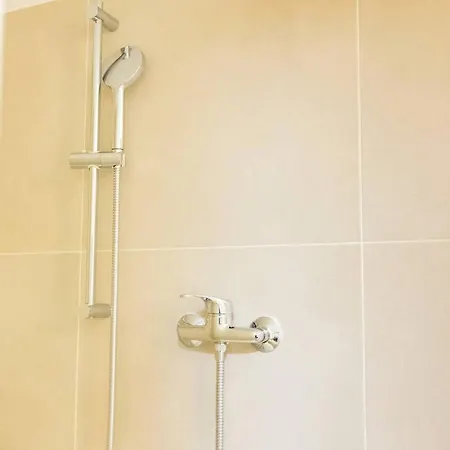 Refait A Neuf Bastille Daire